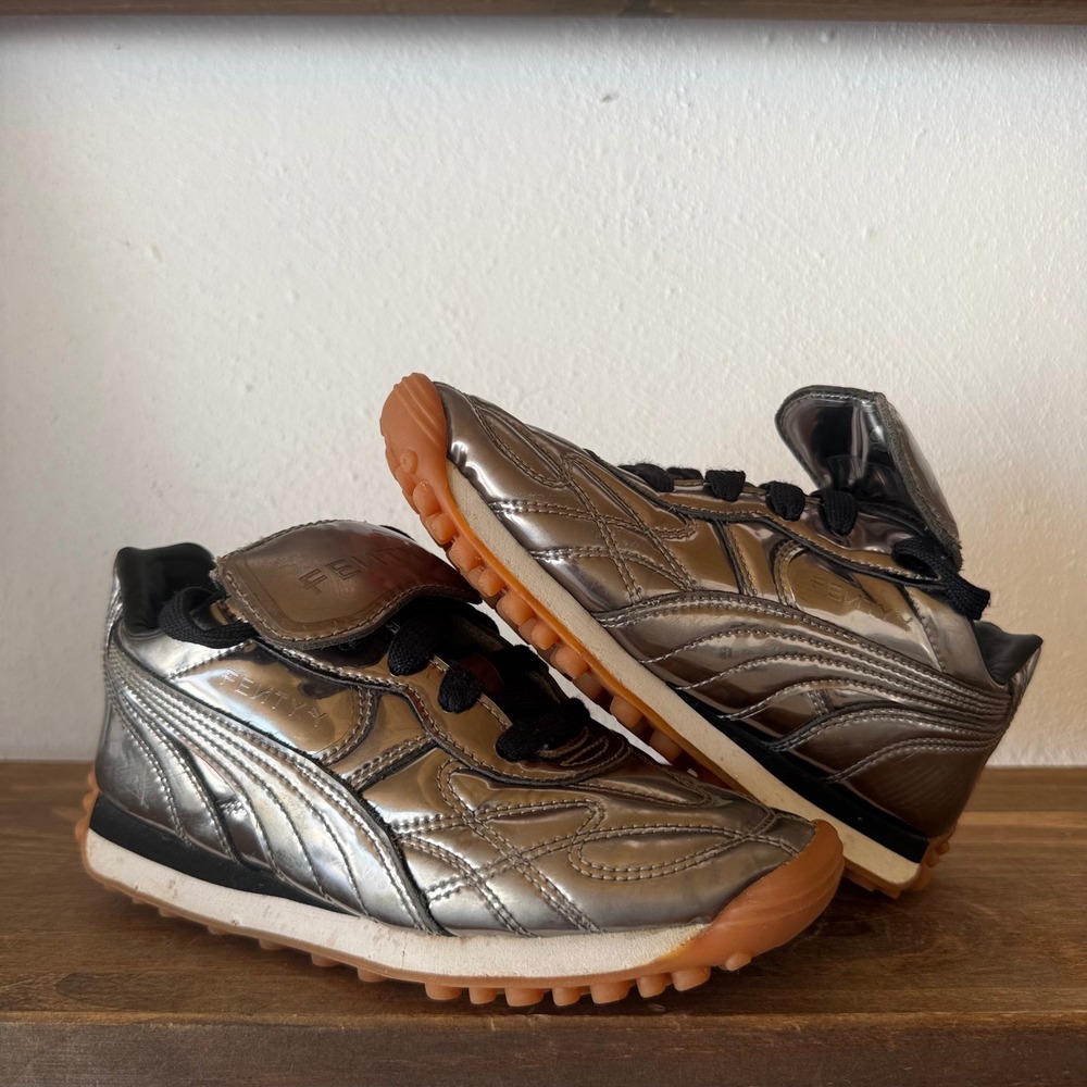Puma Sneakers Kids Size 1 Fenty x Avanti C Aged Silver 398985-01